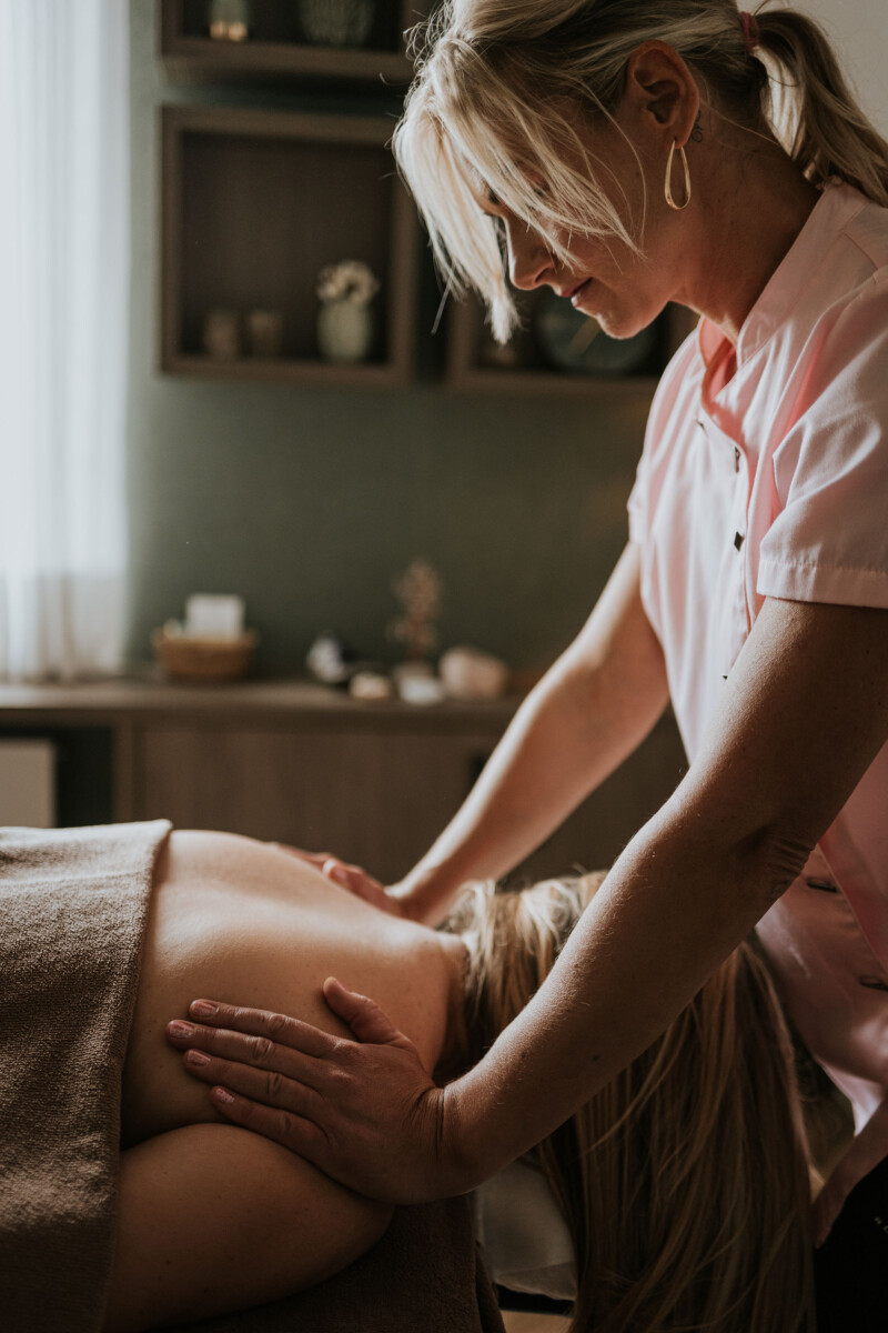 Combinatie reiki en holistische massage